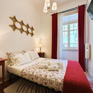 Camera economica con letto king size